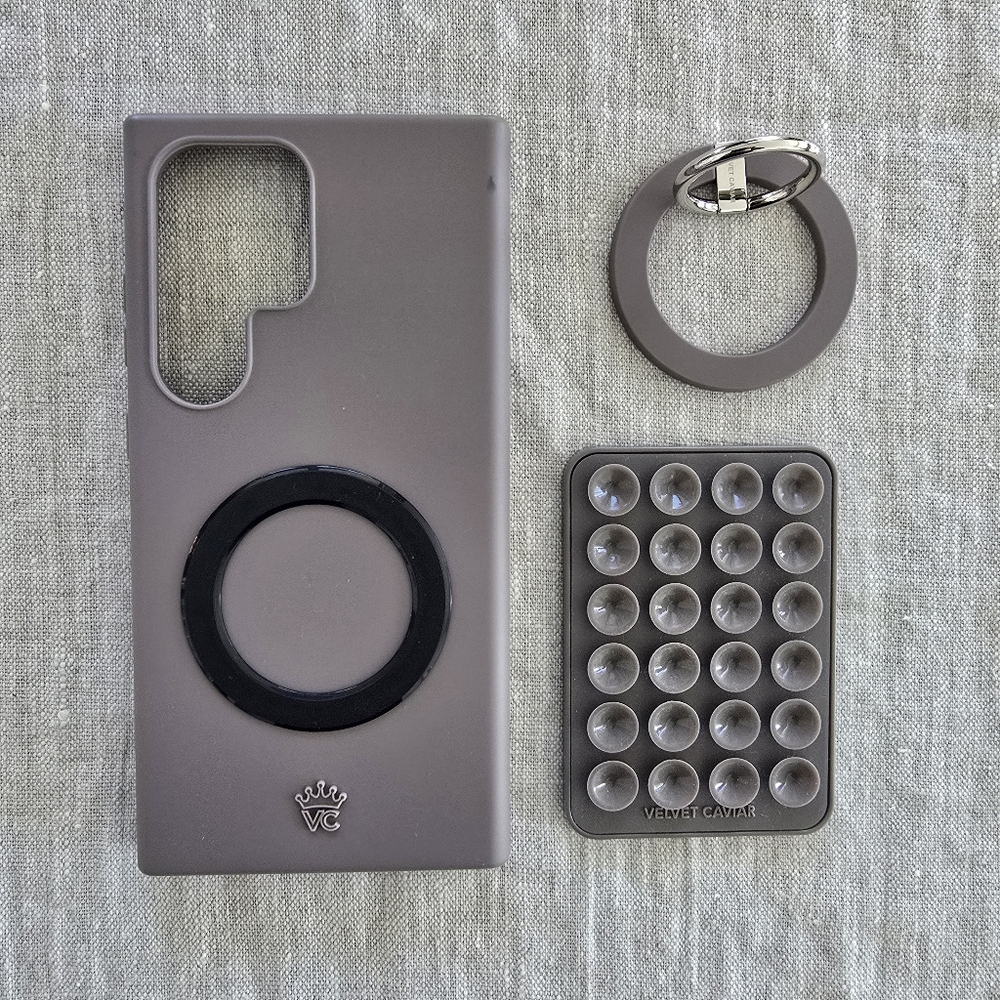 Velvet Caviar Cashmere Taupe Samsung Case - Galaxy S24 Ultra And Accessories - Picture 2 of 3